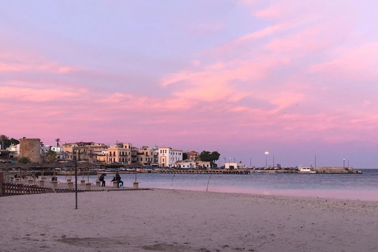 Seiundici Mondello Home Εξωτερικό φωτογραφία