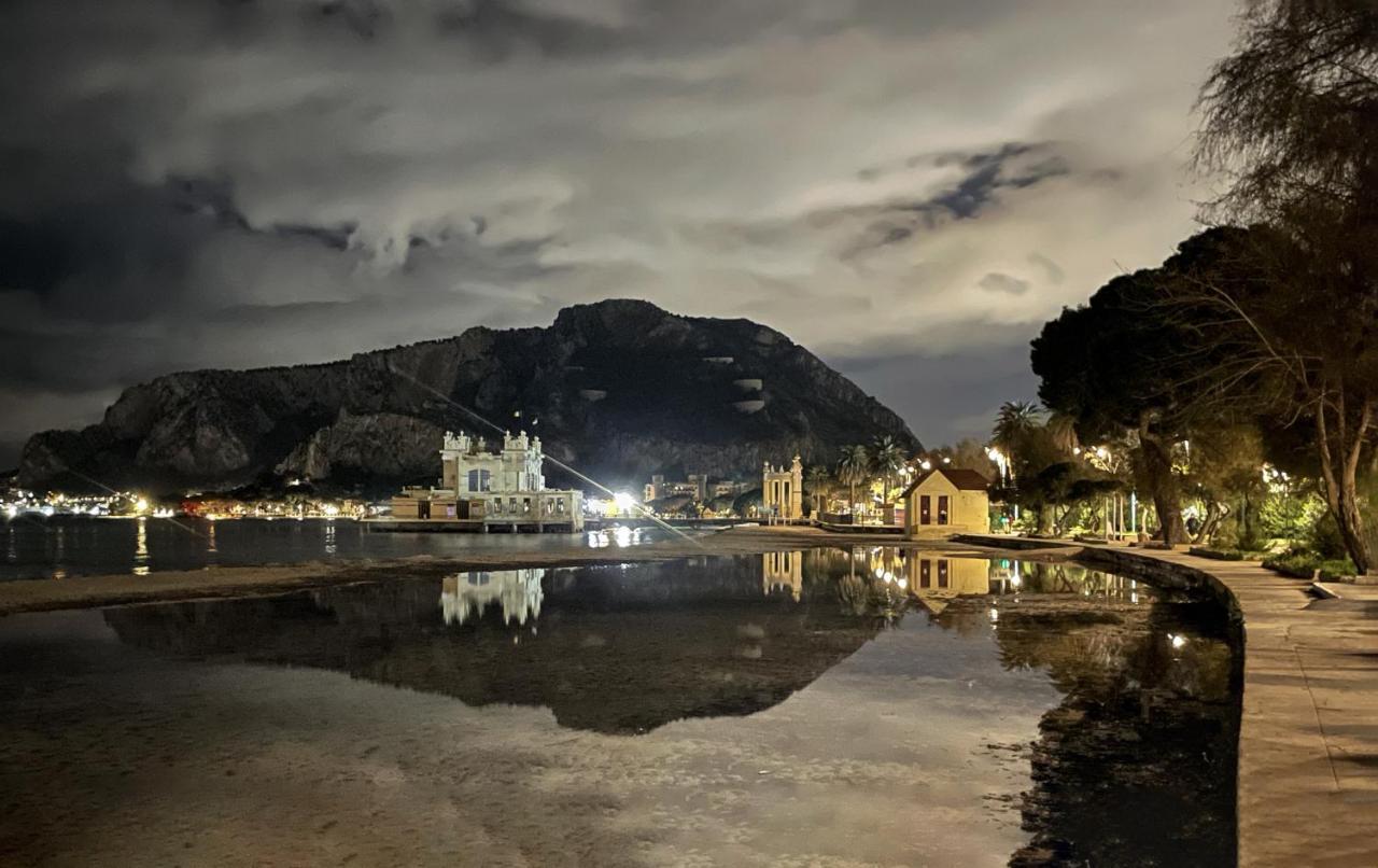 Seiundici Mondello Home Εξωτερικό φωτογραφία